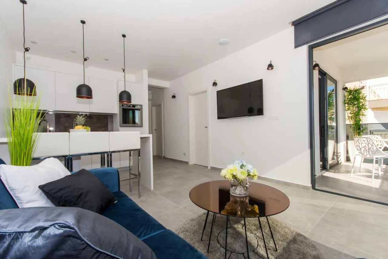 Villa Royal Trogir 0*,  Croatia