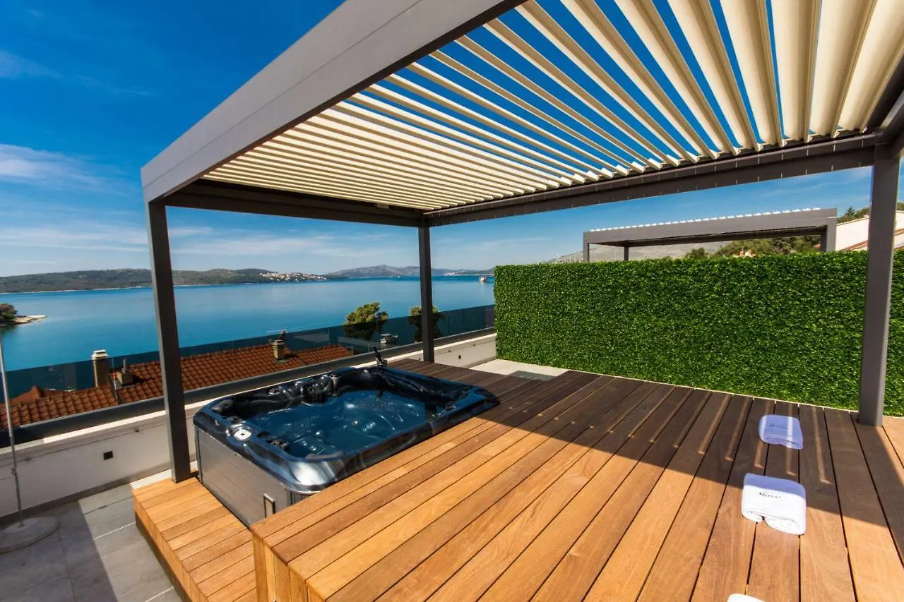 Apartment Villa Royal Trogir